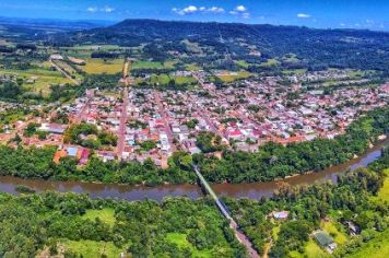 Foto - Nosso cidade, observada de cima, revela-se esplêndida.