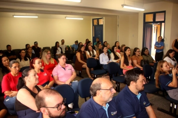 NOVOS PROFESSORES SÃO RECEPCIONADOS PELA ADMINISTRAÇÃO MUNICIPAL