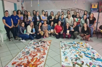 EDUCAÇÃO INFANTIL EM FOCO: PROFESSORES PARTICIPAM DE ENCONTRO FORMATIVO DO PROLEEI