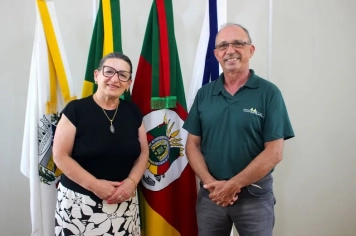 PRESIDENTE DA COAGRIJAL REALIZA VISITA DE CORTESIA À PREFEITURA