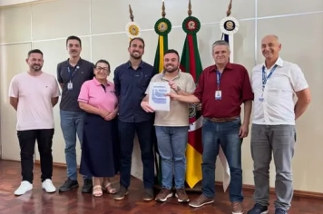 REUNIÃO NA PREFEITURA REFORÇA PARCERIA COM A EMATER