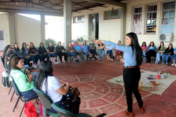 FORMAÇÃO CONTINUADA NA EMEI TIA MANA FORTALECE PRÁTICAS PEDAGÓGICAS DA EDUCAÇÃO INFANTIL