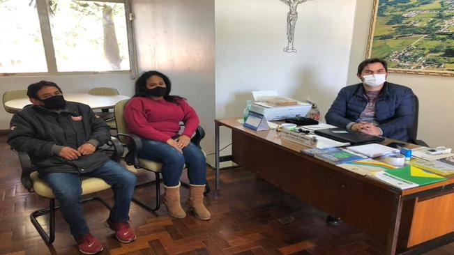 VICE-PREFEITO LUCAS CATTELAN RECEBE EMPREENDEDORA NO ATENDIMENTO HOME CARE