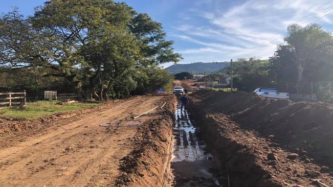 PREFEITURA REALIZA A RECUPERAÇÃO DO PONTILHÃO NA RUA PREFEITO ERVANDIL REGHELIN