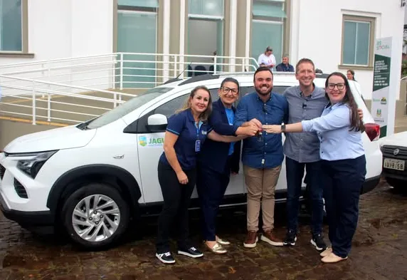 JAGUARI REINAUGURA CREAS E RECEBE NOVO VEÍCULO PARA A ASSISTÊNCIA SOCIAL