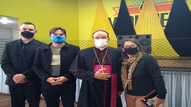 REPRESENTANTES DO MUNICÍPIO PARTICIPAM DA POSSE DO NOVO ARCEBISPO